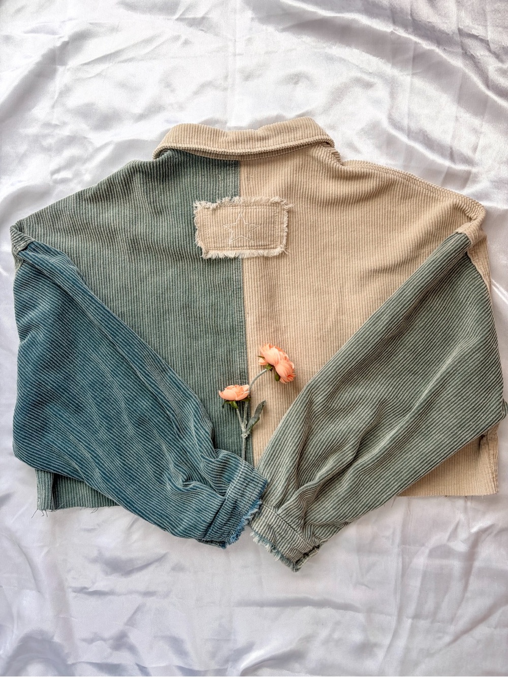 POL Sage Green Colorblock Corduroy Cropped Shacket Raw Hem M Boho Jacket - Picture 4 of 11